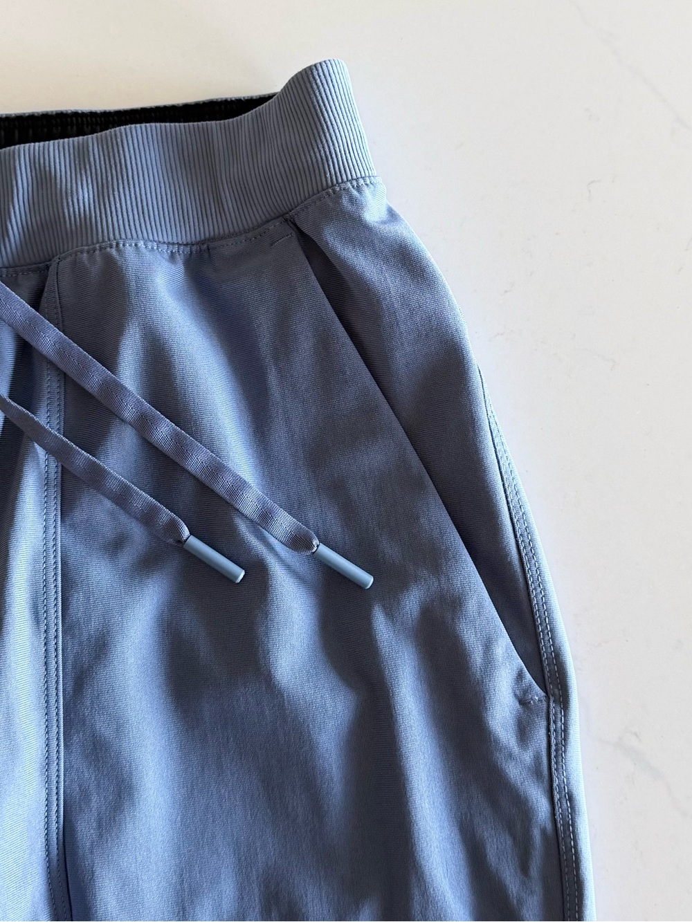 lululemon abc jogger 30” oasis blue - Picture 6 of 16